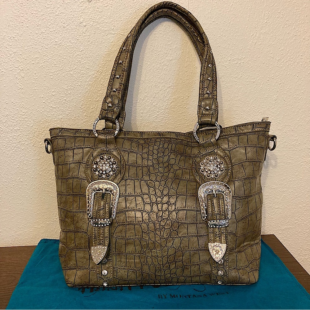 Trinity Ranch by Montana West Tote Handbag/Shoulder Bag Bing/Studded/Dust Cover